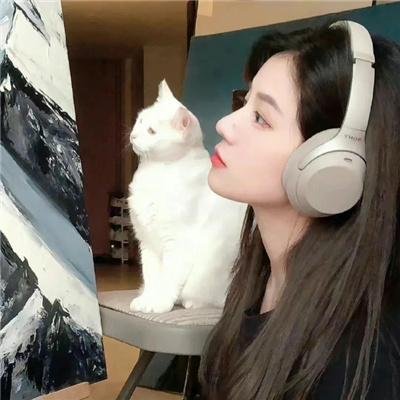 谁杀了她
